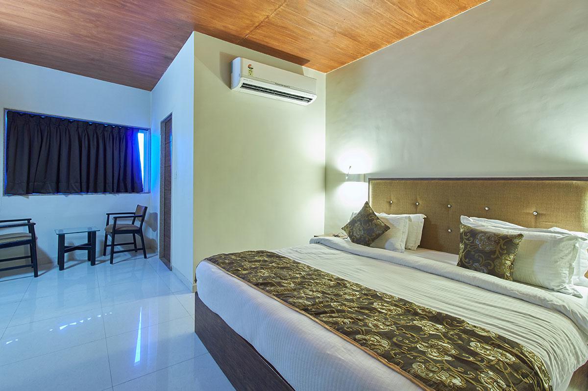 Hotel Gormoh 阿穆达巴 外观 照片