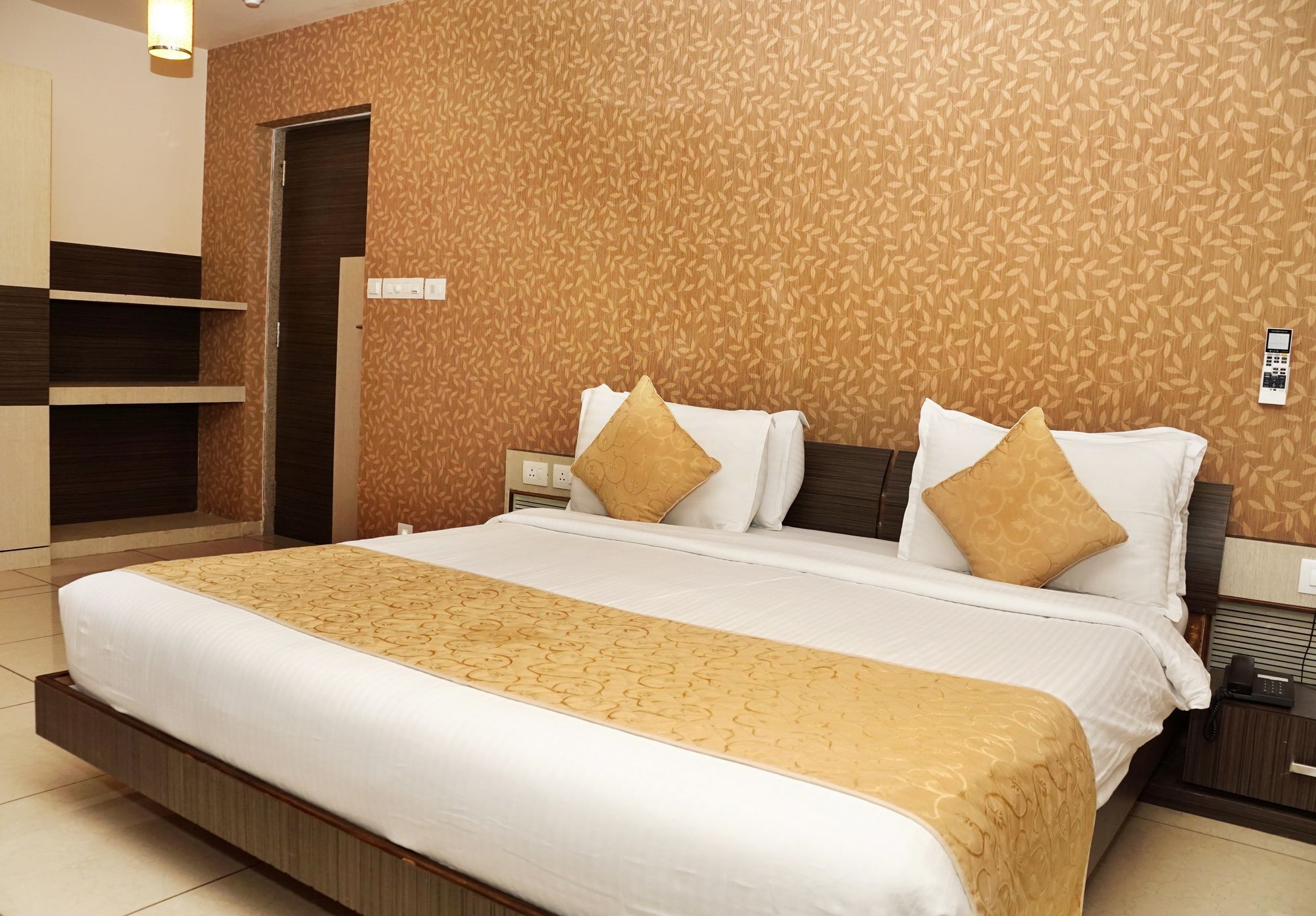 Hotel Gormoh 阿穆达巴 外观 照片